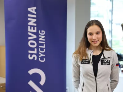 Maruša Tereza Šerkezi- 16.09.2025 - novinarska konferenca kolesarske zveze pred odhodom v Ruando//FOTO: Jaka Gasar