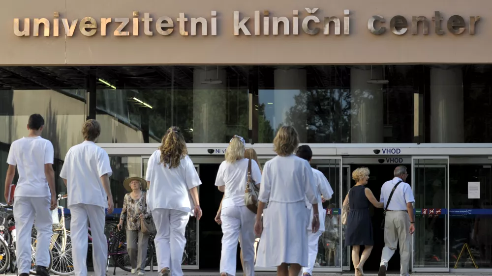 Družina pokojnega proti UKC Ljubljana: Pravi vzrok težav odkrili šele med drugo hospitalizacijo