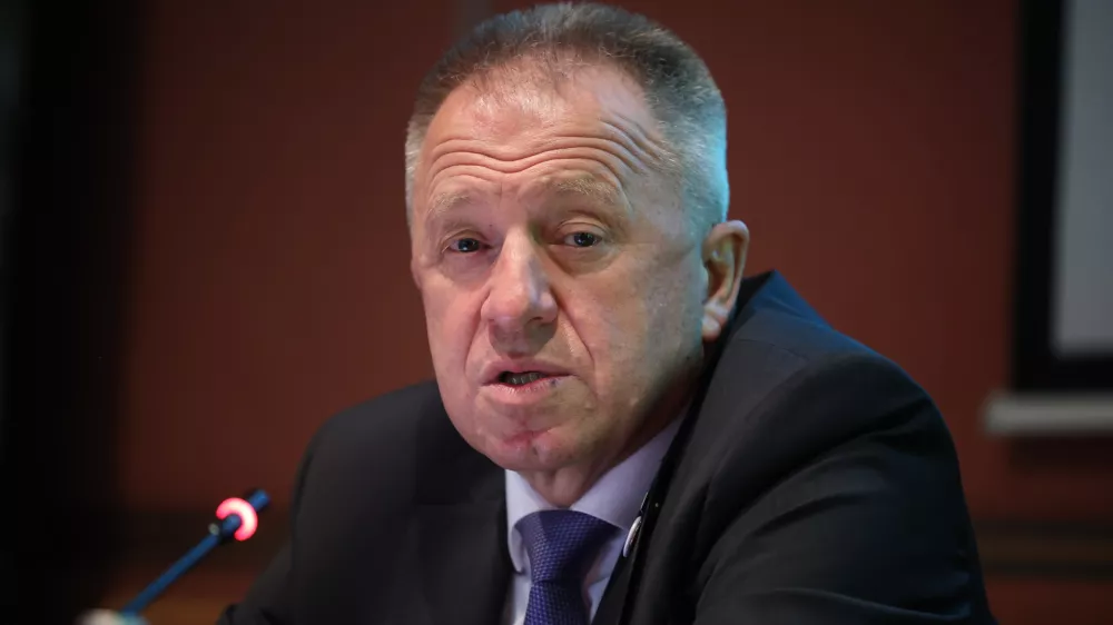 Ljubljana, GZS.NK ob predstavitvi kljucnih razvojnih in promocijskih projektov slovenskega turizma v letu 2022.Minister za gospodarski razvoj in tehnologijo Zdravko Pocivalsek.