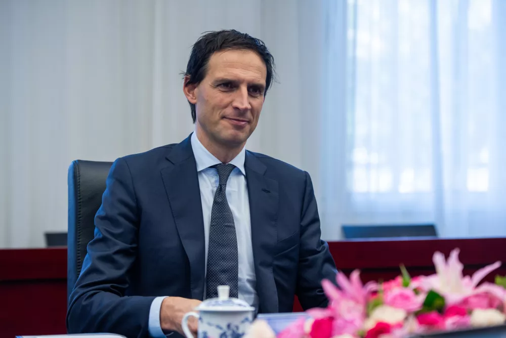 Wopke Hoekstra, European Commissioner for Climate Action, meets with Mr. Huang Runqiu, Chinese Minister of Ecology and Environment, during his official visit to Beijing, China on November 16th, 2023.