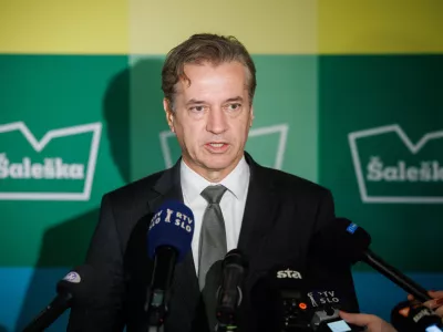 Velenje, Vila Bianca.Srecanje vlade z zupani in predstavniki gospodarstva.Predsednik vlade Robert Golob.