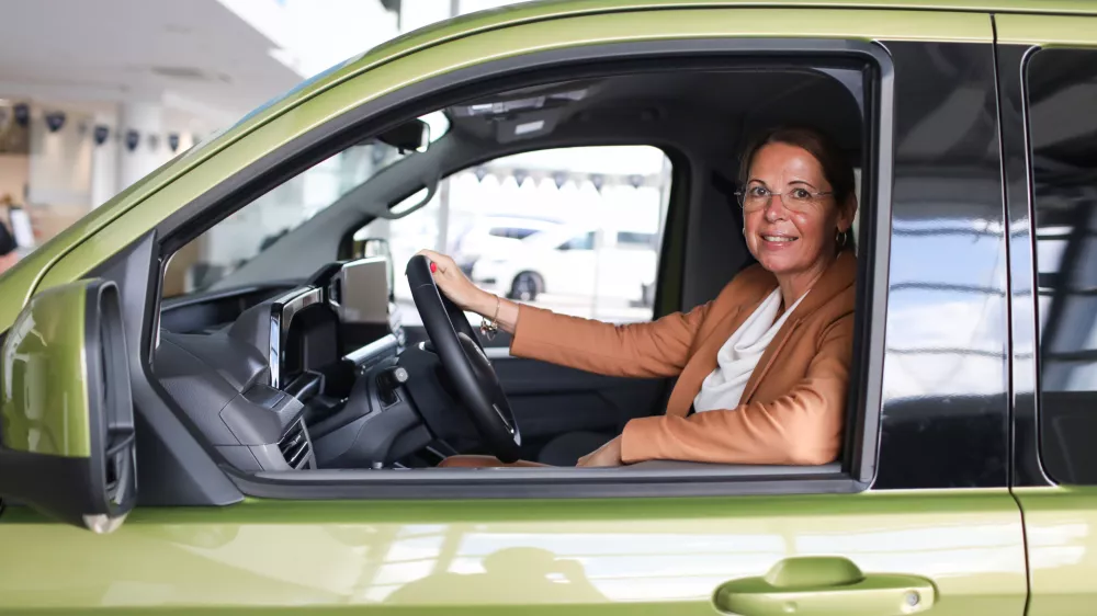 Simona Mavsar, direktorica pri Porscheju Slovenija: Za žensko je pot do cilja daljša