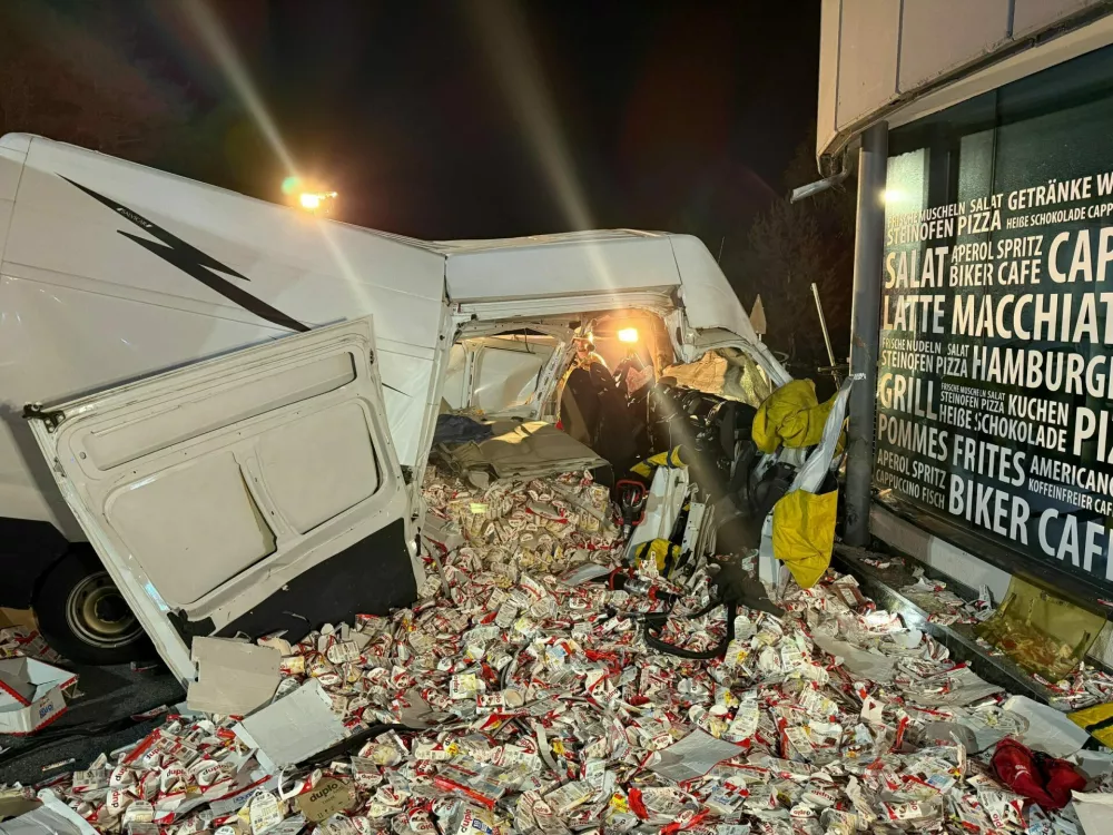 Tirolska nesreča kombi