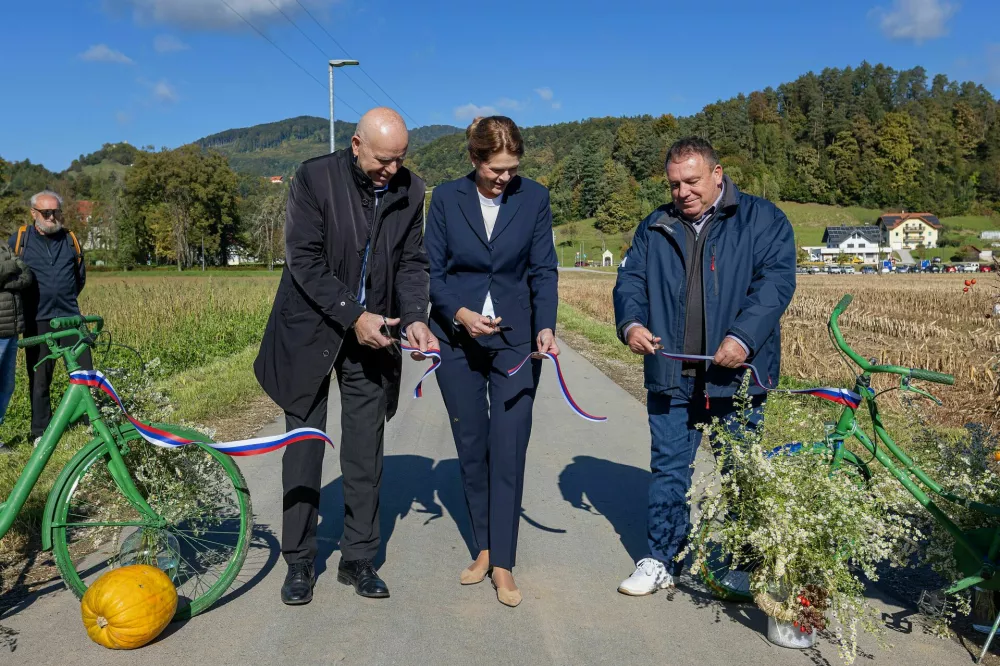 V Dobrni odprli nove kilometre kolesarskih površin