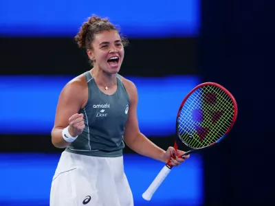 Tennis - WTA 1000 - Wuhan Open - Optics Valley International Tennis Center, Wuhan, China - October 10, 2025 Italy's Jasmine Paolini celebrates after winning her quarter final match against Poland's Iga Swiatek REUTERS/Tingshu Wang