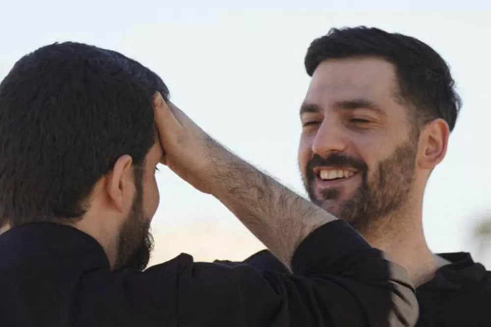 Released Israeli hostages, twins Gali and Ziv Berman, held in Gaza since the deadly October 7, 2023 attack by Hamas, speak to each other after being released, as part of a prisoner-hostage swap and a ceasefire deal between Israel and Hamas, in Reim, Israel October 13, 2025. Israel Defense Forces/Handout via REUTERS   THIS IMAGE HAS BEEN SUPPLIED BY A THIRD PARTY