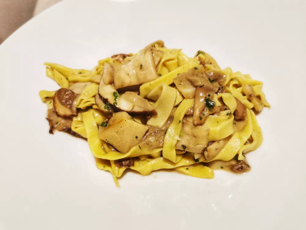 Frtalja s karžlji, Valeria 1904