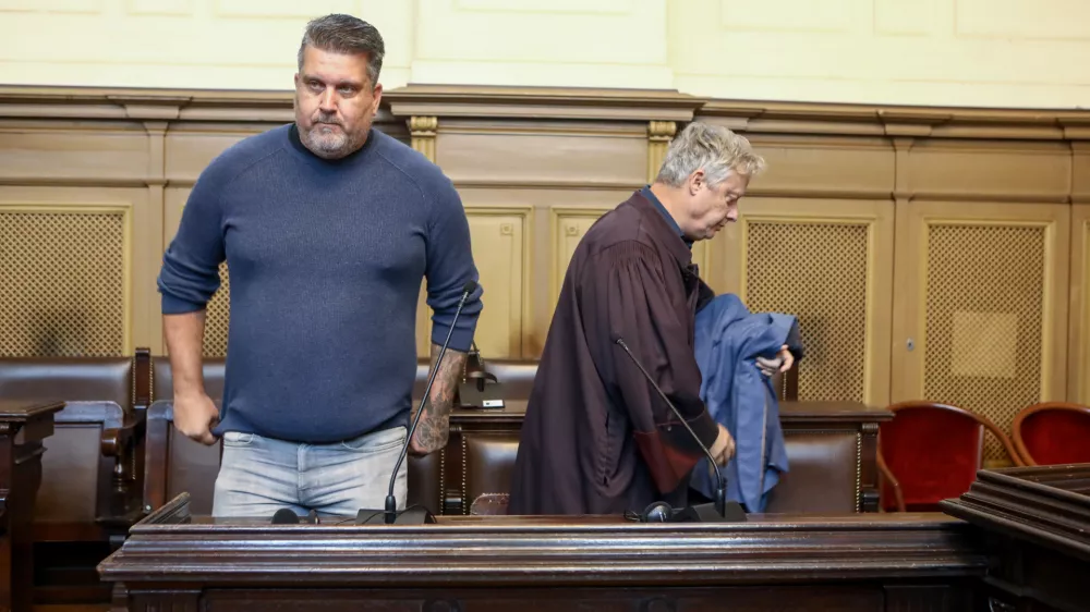 Policist obsojen zaradi zlorabe podatkov