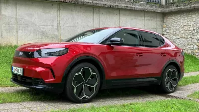 Ford capri 210 kW capri premium: Z obutimi čevlji, ki niso preveliki