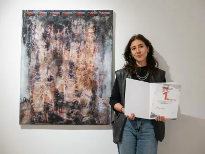 Anastazija Pirnat je za svoje delo &ndash; poimenovala ga je Inovativnost have teeth, prejela prvo nagrado. F Nejc Pernek