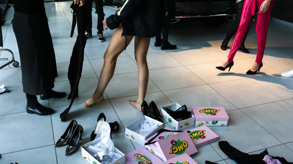 ﻿- 01.10.2017 - Mercedes-Benz Fashion Week Ljubljana (MBFWLJ) - mednarodni teden mode -  //FOTO: Luka Cjuha. / Foto: Luka Cjuha