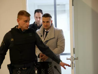 obtoženi Blaž Kadivec28.12.2022 - sojenje primer Kavaški klan - nadaljevanje predobravnavnih narokov domnevnim članom slovenskega dela Kavaškega klana, ta izvira iz Črne gore – tožilstvo očita, da naj bi vsaj od decembra 2018 do maja 2021 na območju več držav v okviru hierarhično organizirane kriminalne združbe na veliko trgovali z drogo. Foto: Tomaž Skale