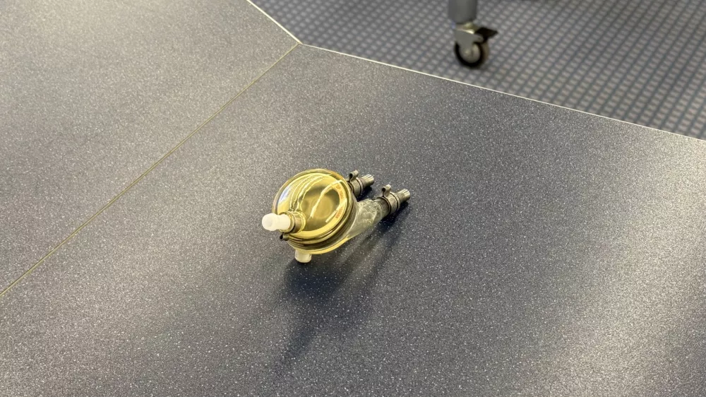 Ljubljana, UKC.Novinarska konferenca UKC Ljubljana s predstavitvijo uspesne vgradnje naprave Berlinsko srce - Berlin Heart EXCOR.Naprava Berlin Heart EXCOR.