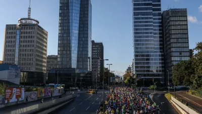 - maraton 42 km -- polmaraton 21 km -- NEVIDNA LJUBLJANA- 22. 10.2023 - 27. Ljubljanski maraton 2023 - največji tekaški dogodek v Sloveniji - //FOTO: Bojan Velikonja