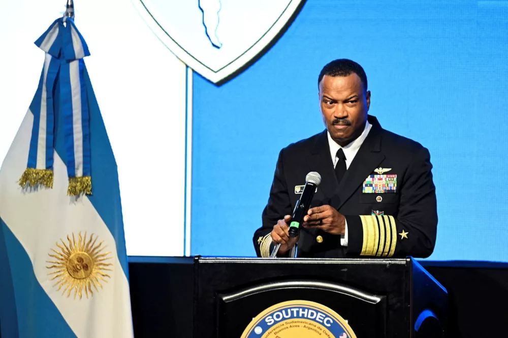 FILE PHOTO: U.S. Navy Admiral Alvin Holsey, commander of U.S. Southern Command (SOUTHCOM) hosts the South American Defense Conference (SOUTHDEC), in Buenos Aires, Argentina August 20, 2025. REUTERS/Martin Cossarini/File Photo