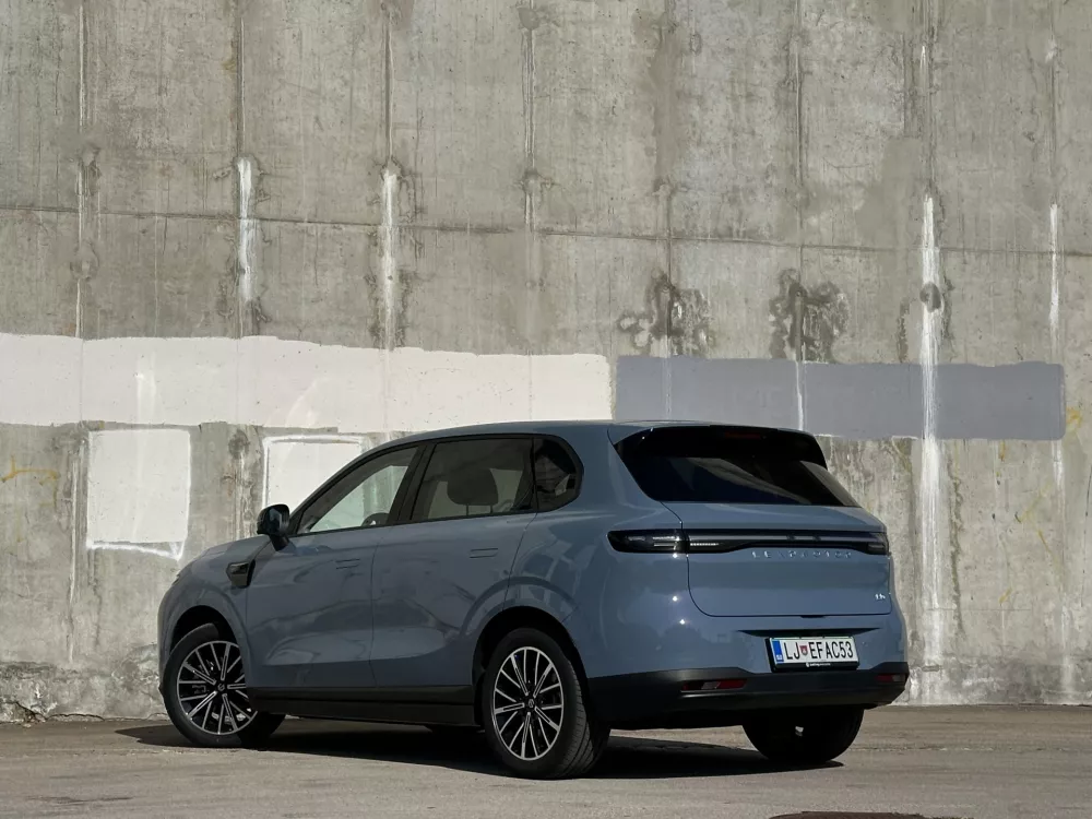 Tudi z zadnjega dela je videti atraktivno. / Foto: Matjaž Terzič