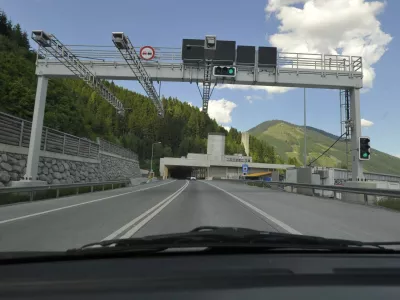 Ujele so ga kamere na avstrijski avtocesti, sistem pa je zaznal, kot da ni plačal vinjete.