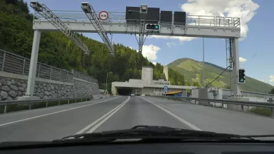 Ujele so ga kamere na avstrijski avtocesti, sistem pa je zaznal, kot da ni plačal vinjete.