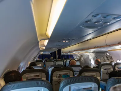 Notranjost letala airbus 321. Slika je simbolična. / Foto: Istock