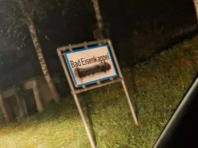 Vandalizem dvojezične table Avstrija