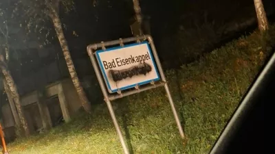 Vandalizem dvojezične table Avstrija