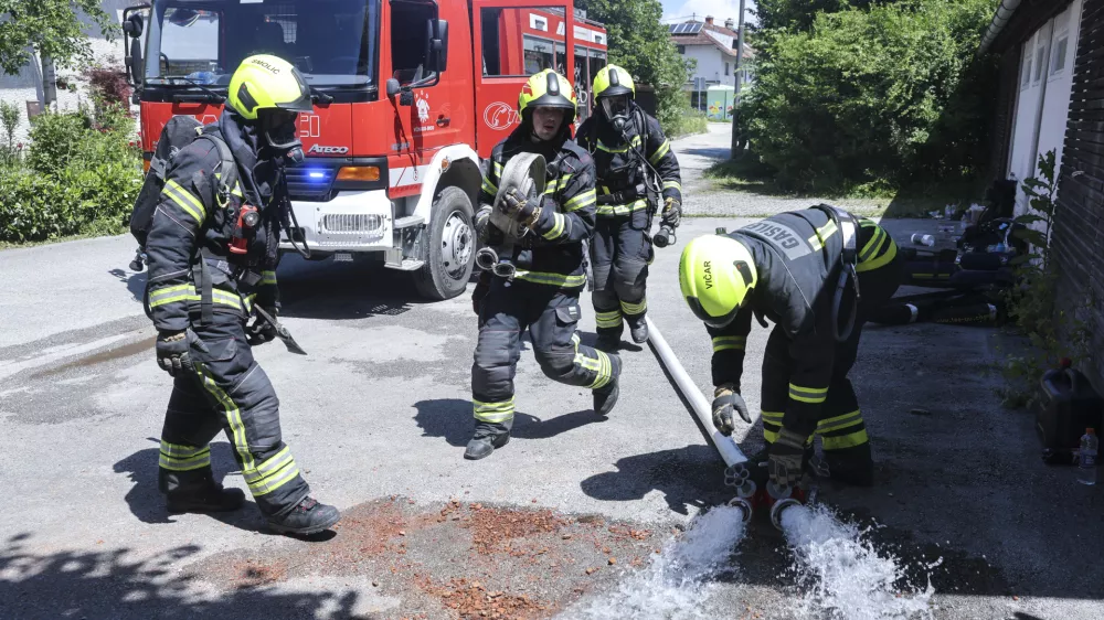 - 30.05. 2025 - 30 urna gasilska vaja v primeru uničujočega potresa - gasilci, reševanje, gašenje//FOTO: Jaka Gasar