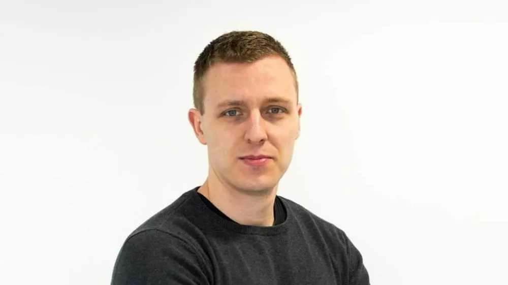 Anže Lebinger, komentator