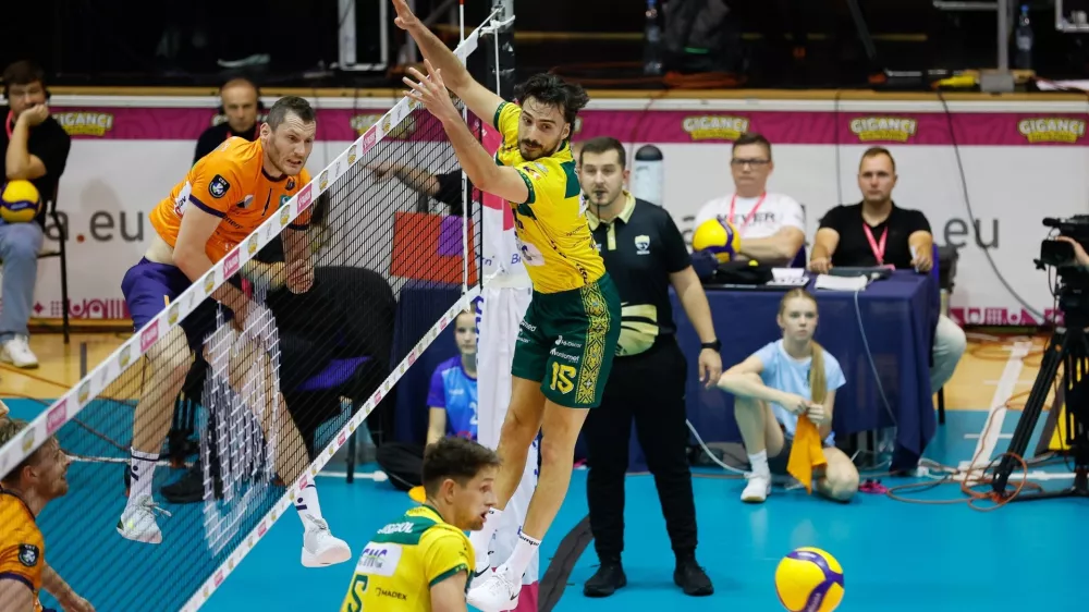 Tonček Štern, ACH Volley