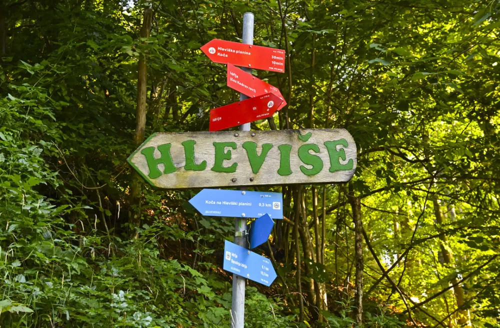 Smerokaz za Hleviše / Foto: Franci Horvat