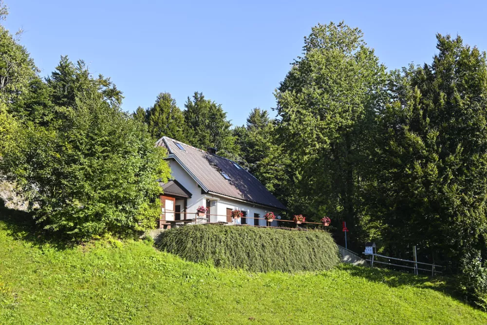 Koča na Hleviški planini / Foto: Franci Horvat