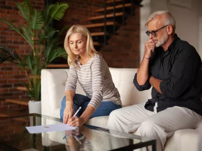 Samo še podpis pod ločitev in … / Foto: Istock