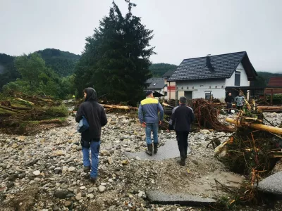 Denar dobili, kam se bodo selili, še ne vedo