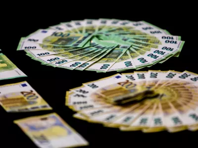 Število stečajev v Sloveniji raste