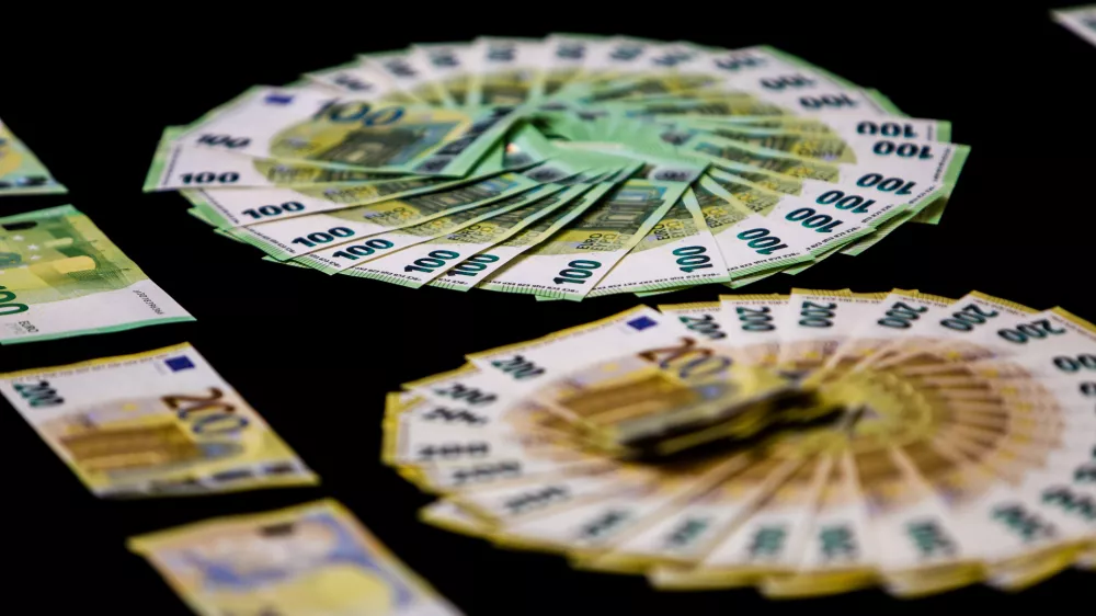 Število stečajev v Sloveniji raste