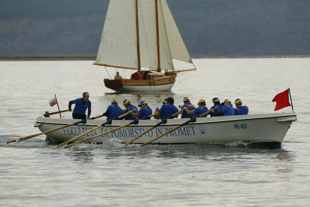 kuter Rok Sorta regata kuterji / Foto: Denis Markežič 