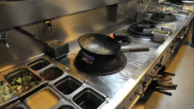 - ilustrativna fotografijakuhinja, kuhinjska oprema, vokAzijska in tajska "fusion" restavracija DA BUDA, Šubičeva 1A v Ljubljani -  //FOTO: Tomaž Zajelšnik