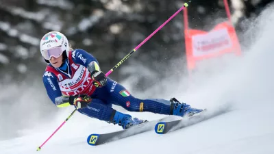 ﻿17 January 2021, Slovenia, Kranjska Gora: Italy's Marta Bassino competes in the Women's Giant Slalom race at the FIS Alpine Skiing World Cup in Kranjska Gora. Photo: Martin Baumann/TASR/dpa