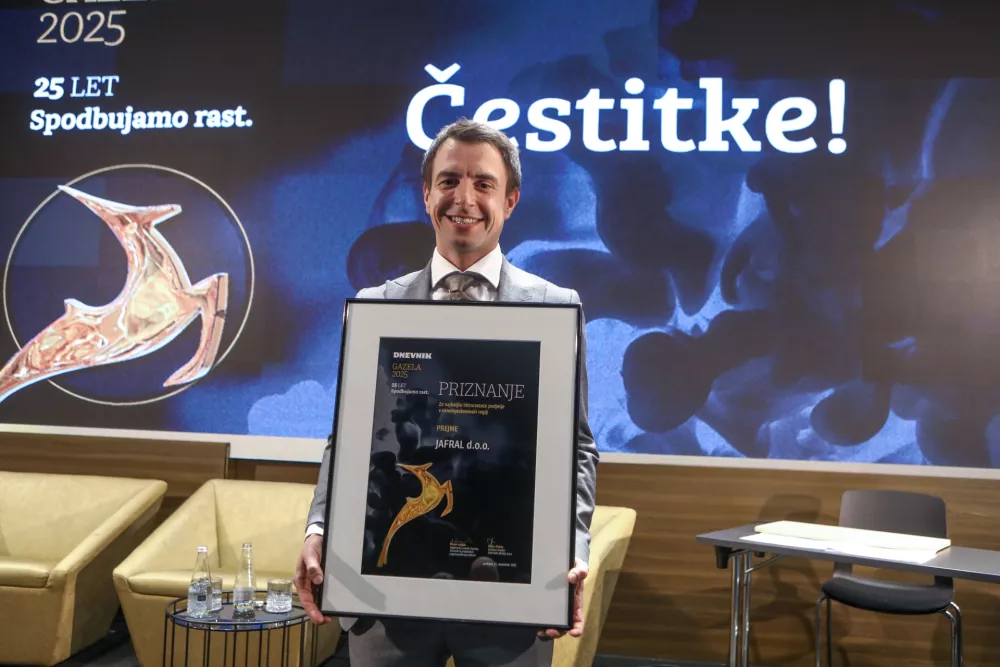 Jafral, Frenk Smrekar (zmagovalec)24.9.2025 - Gazela 2025 - Osrednjesloveska Gazela - Grand hotel Plaza - regijski izbor najboljših najhitreje rastočih podjetij - razglasitev Osrednjeslovenske GazeleFoto: Luka Cjuha?