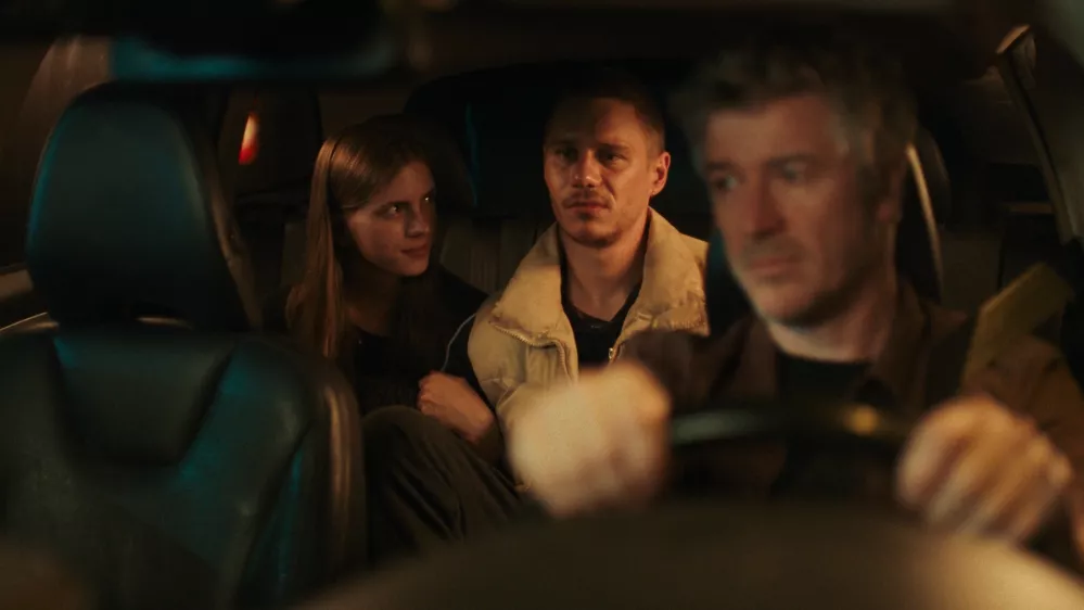 Nehvaležna bitja, režija Olmo Omrzu