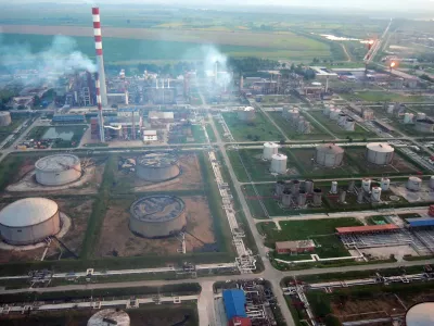 Pogled na rafinerijo v Pančevu / Foto: Profimedia