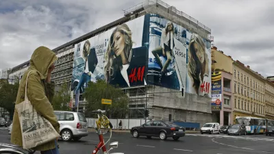 Zunanje oglaševanje le z manjšimi kozmetičnimi popravki