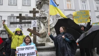 ﻿- 25.02.2022 - protest proti vojni v Ukrajini – drugi dan vojaške agresije Rusije na Ukrajino  /FOTO: Jaka Gasar / Foto: Jaka Gasar