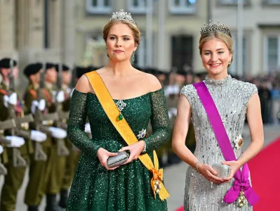Princesa Katarina-Amalija z Nizozemskega in Elizabeta Belgijska oktobra letos. / Foto: Profimedia