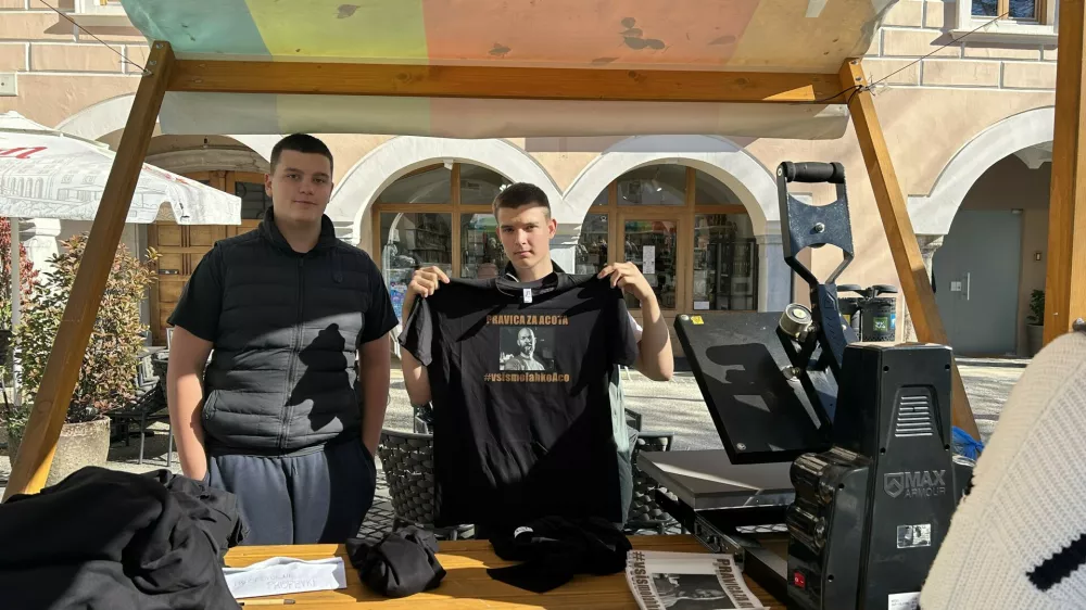 Priprave na protest NM