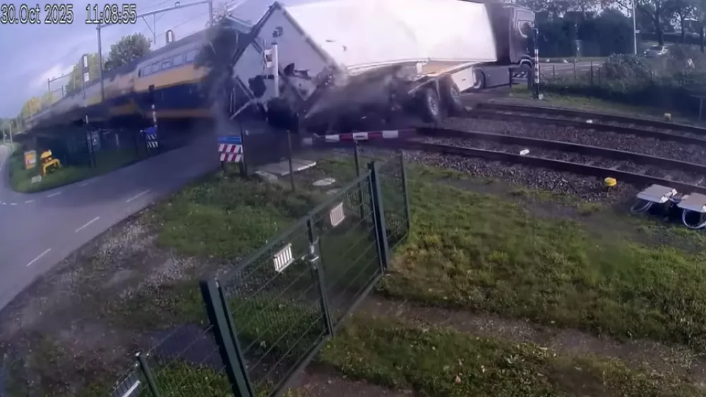vlak, nesreča, nizozemska, železniška nesreča