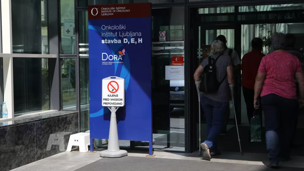 11.06.2025 - Onkološki inštitut Ljubljana - prepoved kajenja - kajenjeFoto: Luka Cjuha