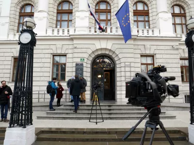 Emporio Medical: direktorici, ki je sodelovala s policijo, bodo sodili še enkrat