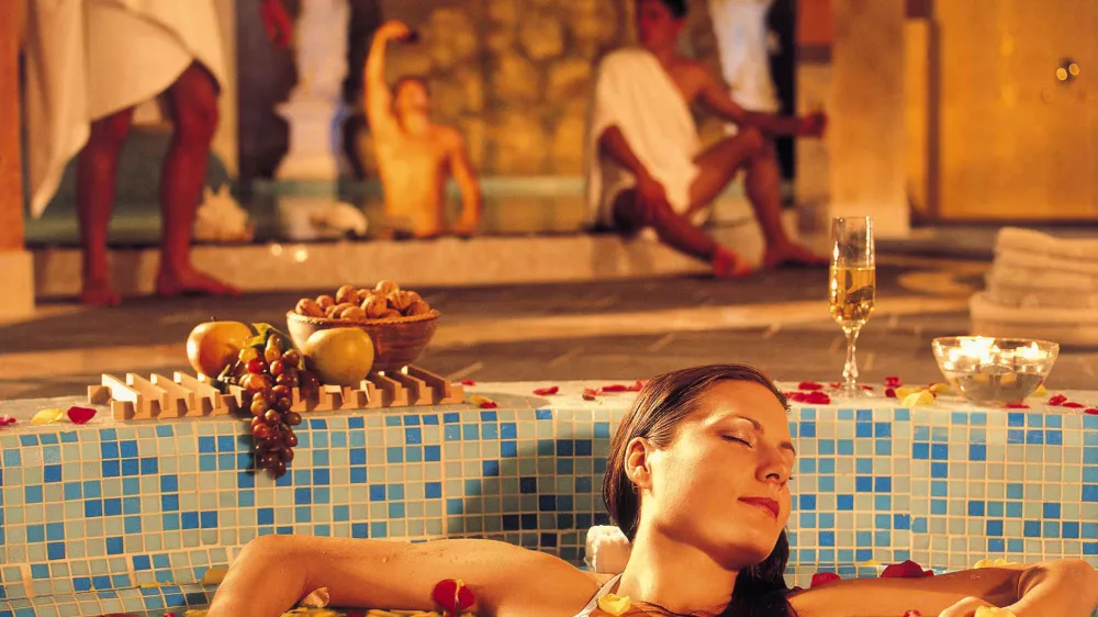 rimsko irska kopel, Terme Čatež ženska cvetje