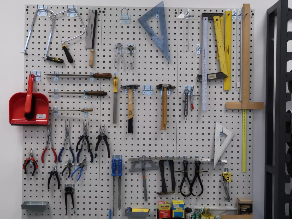 Arhiv Republike Slovenije, 80 let, javno vodstvo, Center za konserviranje in restavriranje arhivskega gradiva, arhivist, arhivistika, orodje arhivistov / Foto: Nataša Bucik Ozebek