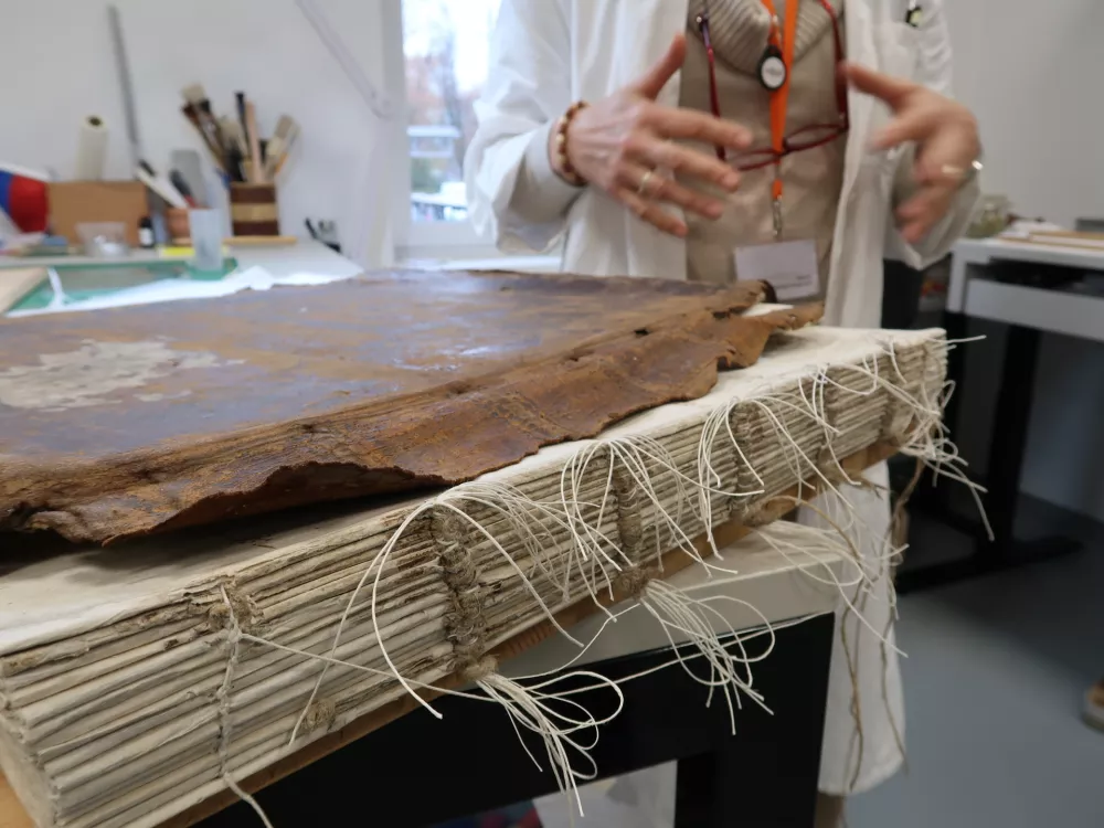 Arhiv Republike Slovenije, 80 let, javno vodstvo, Center za konserviranje in restavriranje arhivskega gradiva, arhivist, arhivistika / Foto: Nataša Bucik Ozebek